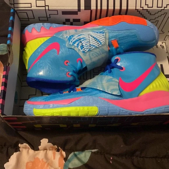 Multicolor Nikes - Picture 6 of 6